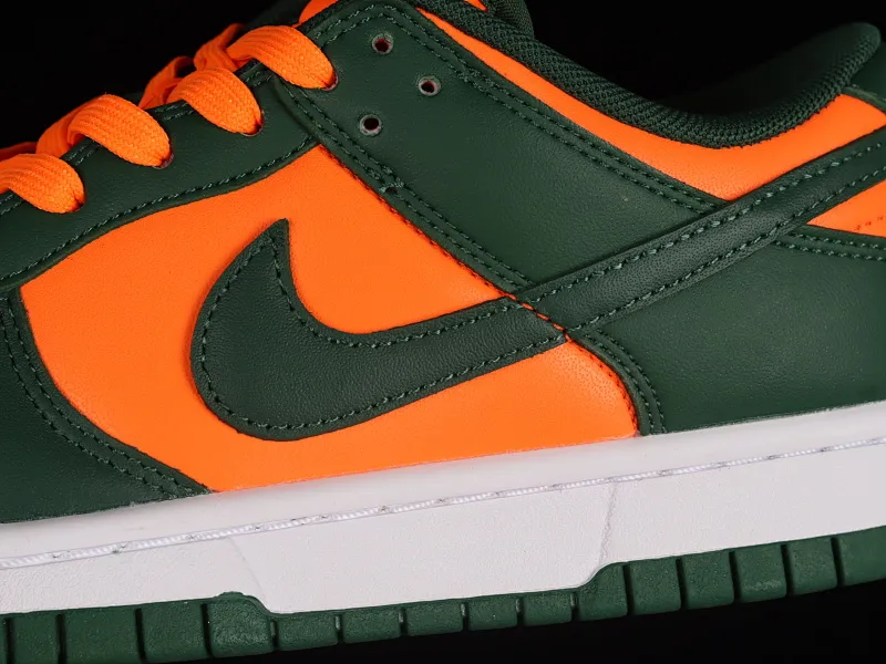 All Categories Nk SB Dunk Series Nk SB Dunk Low Low-top sneakers Nk SB Dunk Low "Miami Hurricanes" Orange-green SB low-top casual sneakers DD1391-300